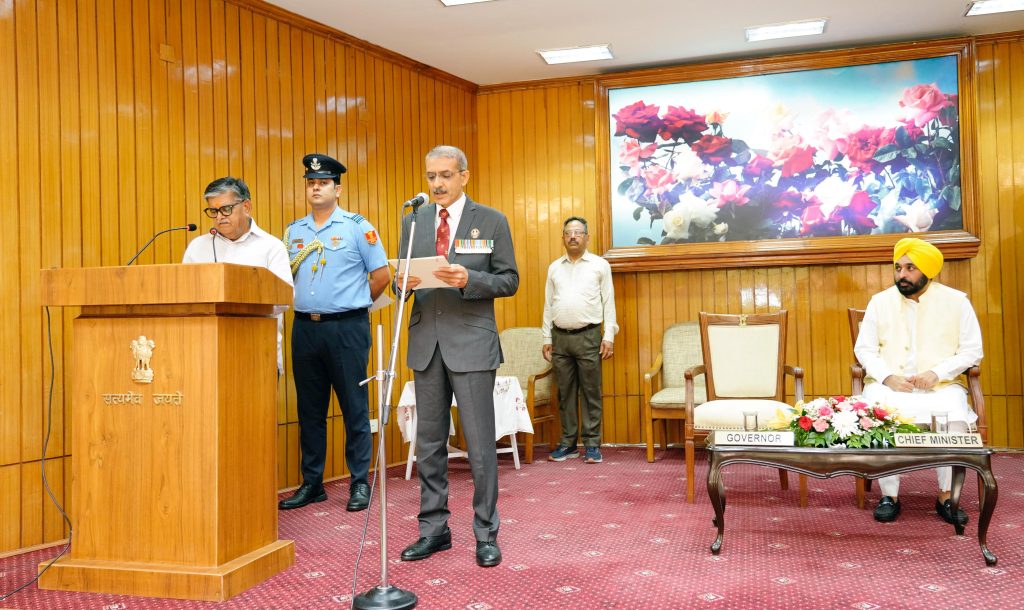 Punjab Governor Administers Oath to New PPSC Chairman in Presence of CM Mann