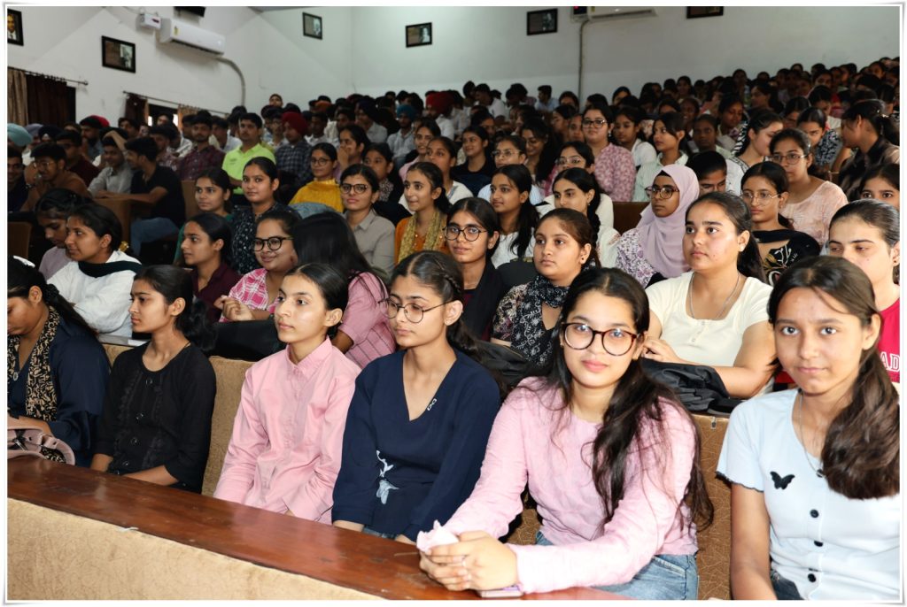 New Academic Session Begins at MMM College with Two-Day Student Orientation Program
