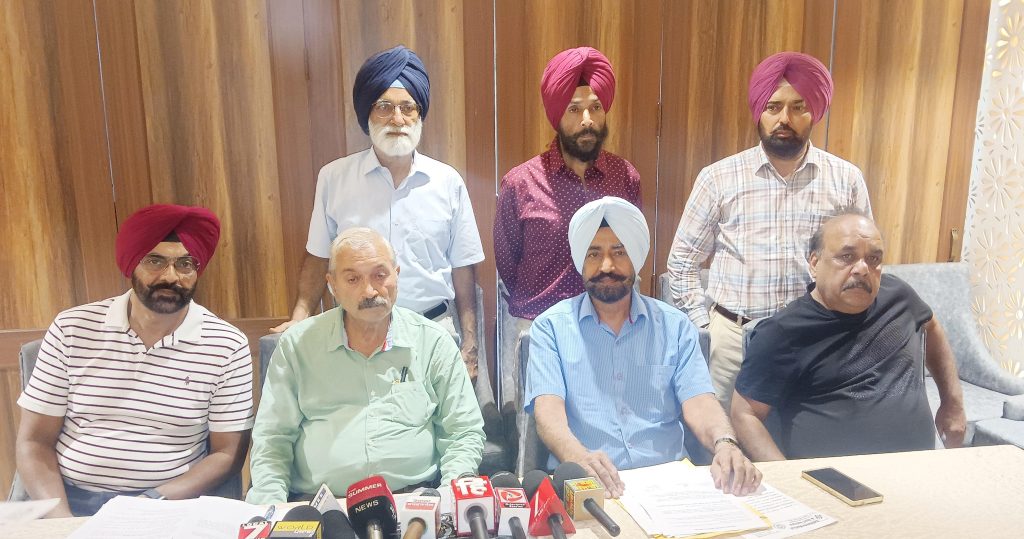 Major Shake-Up in Gymkhana Club Politics: Groups Split Apart